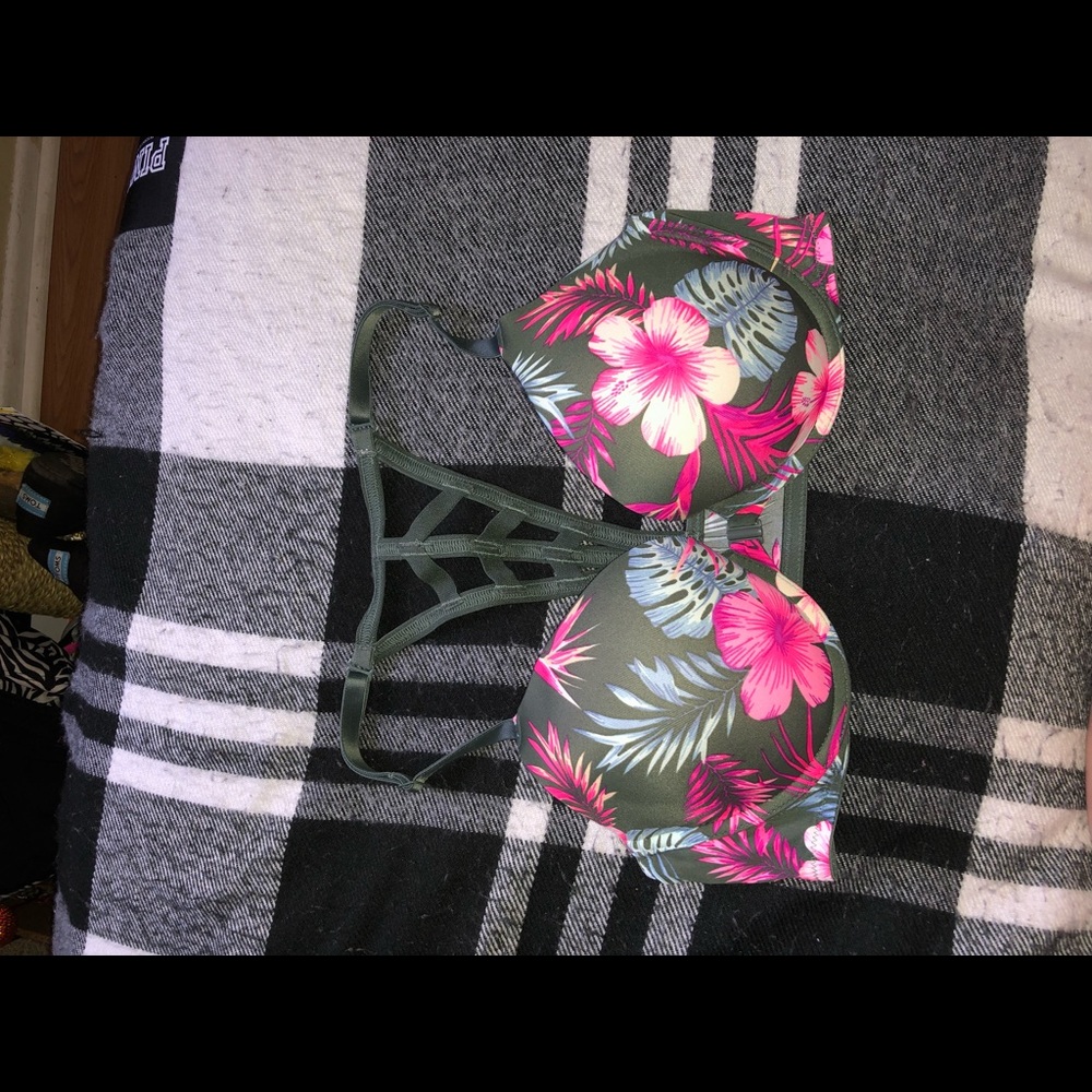 NWOT raceback bra by PINK